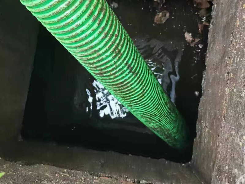番禺石基清理化粪池高压车疏通污水管道